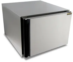 Silver King SKSR/CEU10 20"H Undercounter Refrigerator, 230V